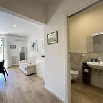 Suite Borgo Verde-5 Minutes From The Station