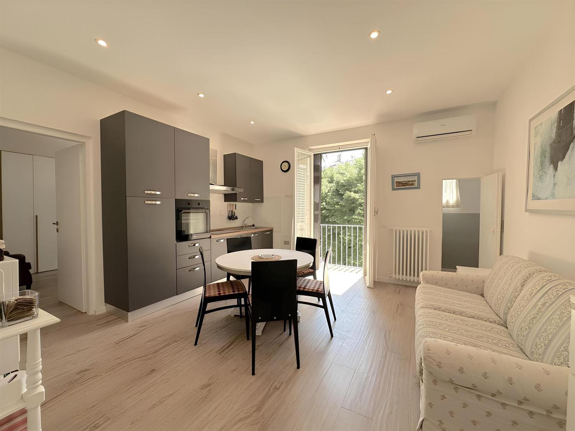 Apartamento Borgo Verde-5 Minutes From The Station *